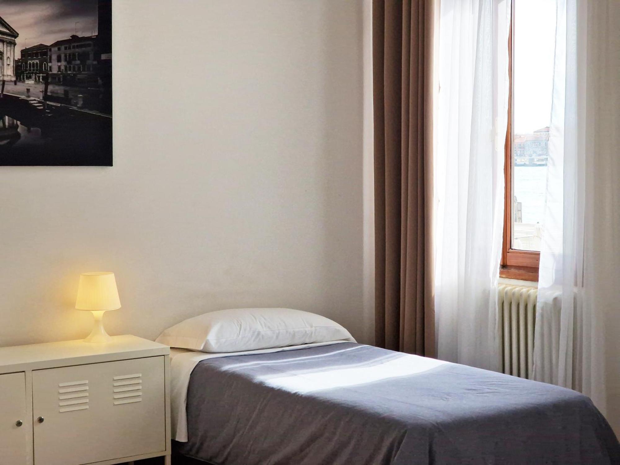 Hostel Silk Road *